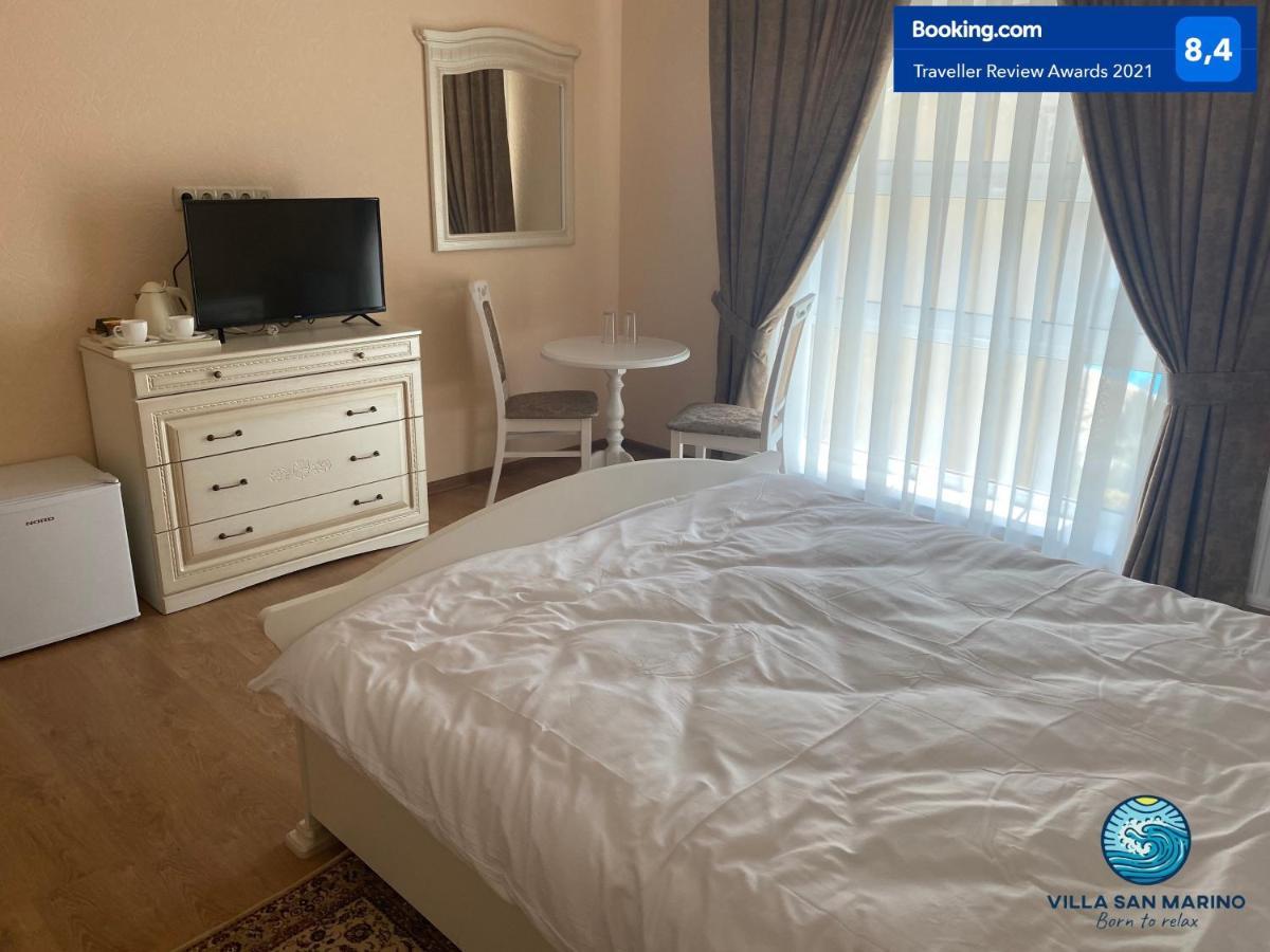 Villa San Marino Vorzelʼ Екстериор снимка